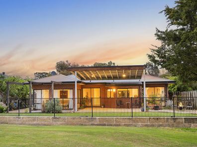 3 Rivendell Court, Dunsborough WA 6281