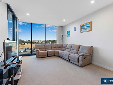 207/6 Baumea Way, Innaloo WA 6018