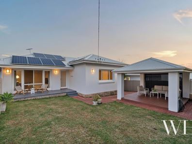 21 Coleman Crescent, Melville WA 6156