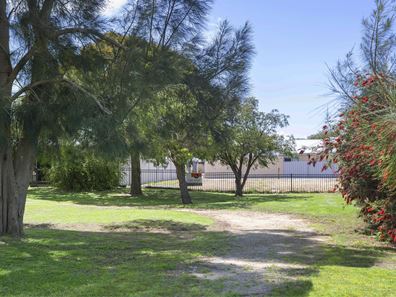 13/48 Harris Road, Busselton WA 6280