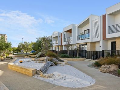 3 Surf Lane, North Coogee WA 6163