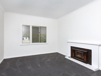 18 Comino Street, Cloverdale WA 6105