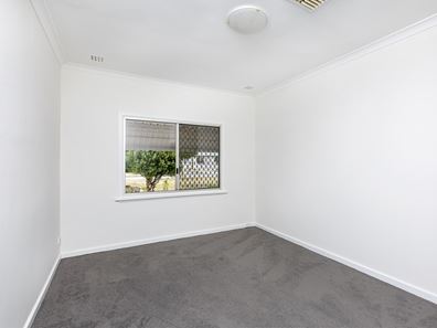 18 Comino Street, Cloverdale WA 6105
