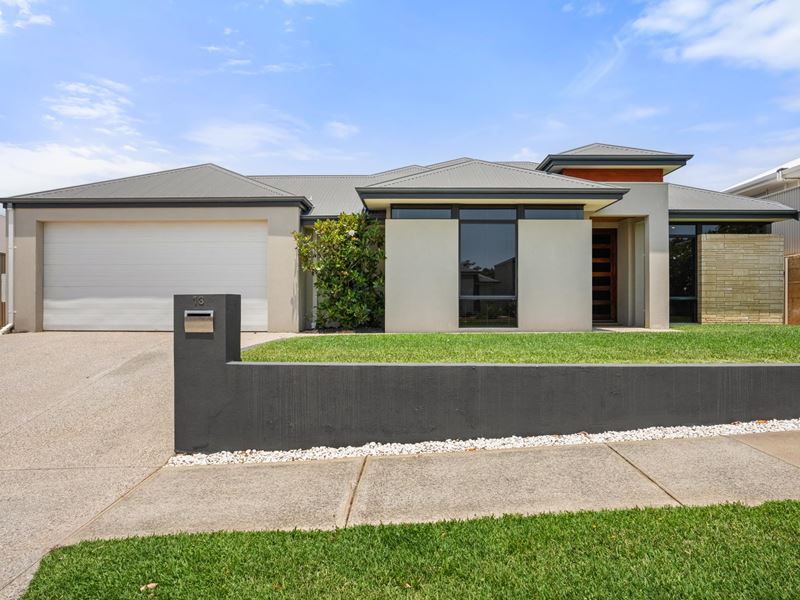 13 Toparoa  Street, Baldivis