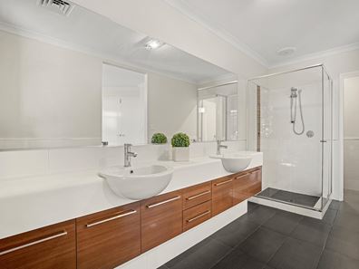 13 Toparoa  Street, Baldivis WA 6171