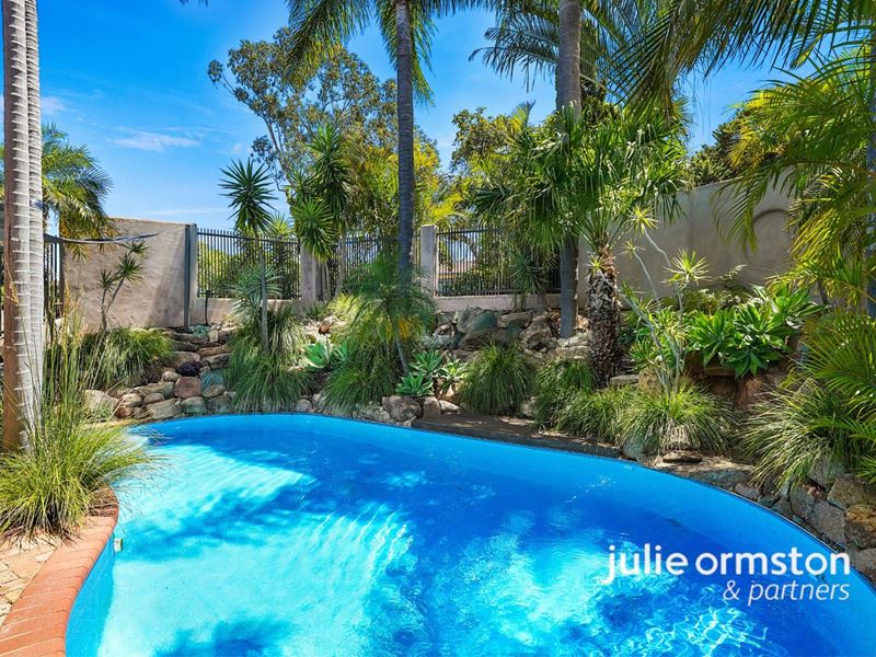 14 Opal Drive, Edgewater