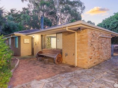 64 Holden Road, Roleystone WA 6111