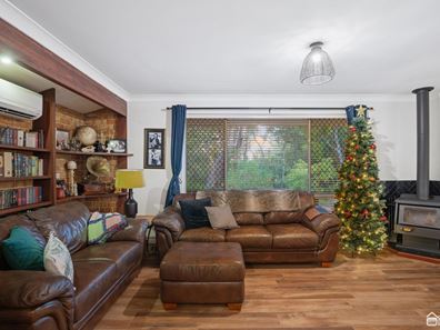 64 Holden Road, Roleystone WA 6111