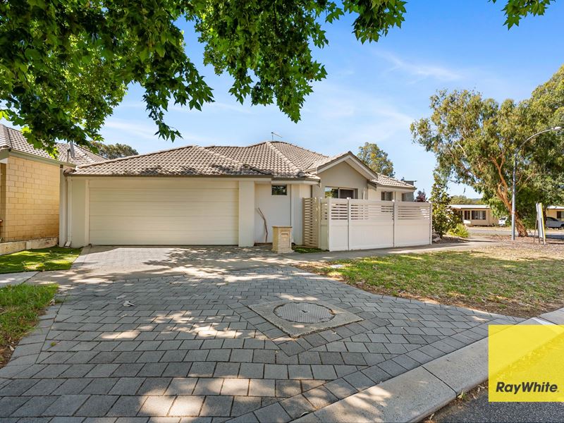 2 Mackinnon Street, Kelmscott WA 6111