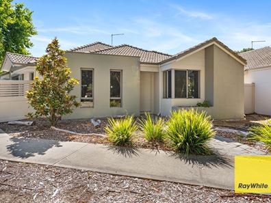 2 Mackinnon Street, Kelmscott WA 6111