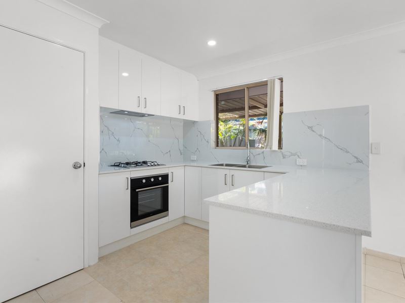 18 Blue Grove, Alexander Heights
