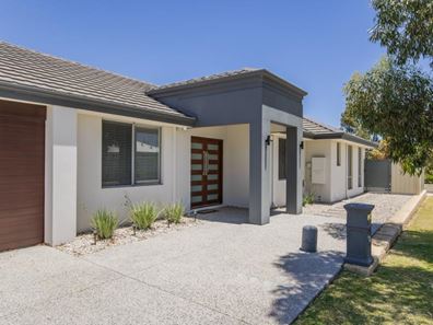 2 Bidgemia Road, Golden Bay WA 6174