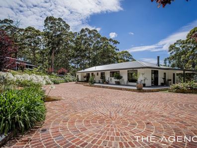 17 Mooney Valley Place, Ocean Beach WA 6333