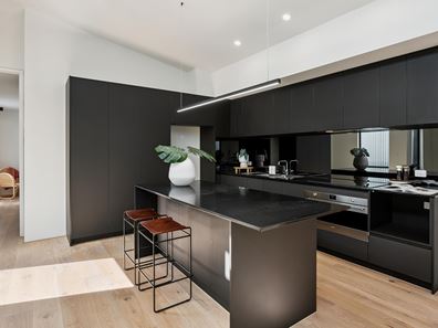 4/8 Wood Street, Fremantle WA 6160