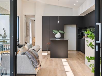4/8 Wood Street, Fremantle WA 6160