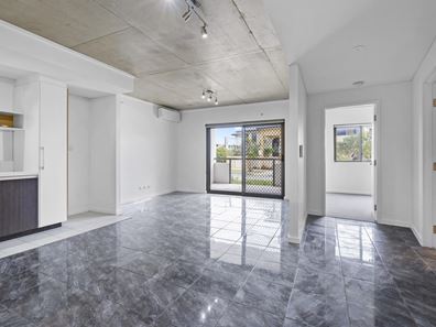 62/59 Breaksea Drive, North Coogee WA 6163