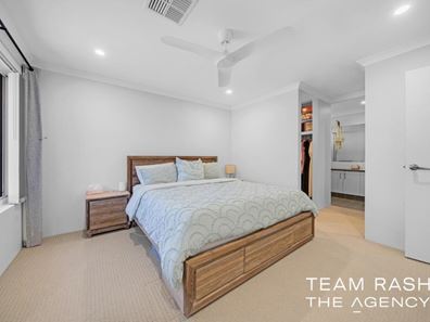 27 Featherleaf Elbow, Banksia Grove WA 6031