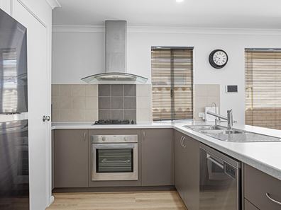 14 Clarity Elbow, Atwell WA 6164