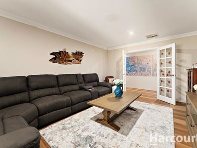 9 Placid Bend, South Yunderup WA 6208