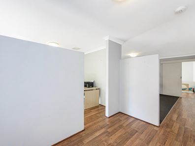8 Formia Place, Secret Harbour WA 6173