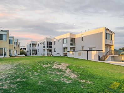 7/168 Arcadia Drive, Shoalwater WA 6169