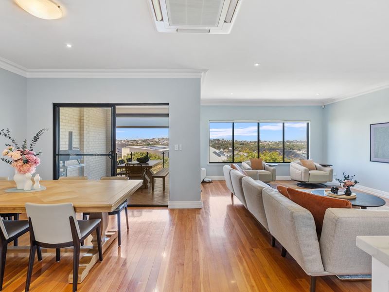 10 Chipperfield Court, Mosman Park WA 6012