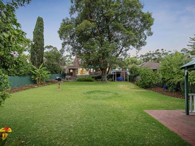 11 Beatrice Road, Dalkeith WA 6009