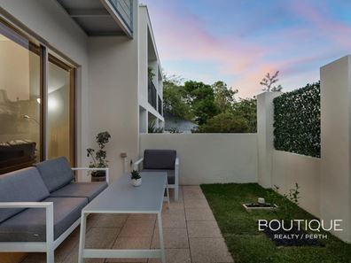 11 Raphael Street, Subiaco WA 6008