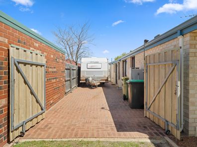 5 Norris Ave, Rockingham WA 6168