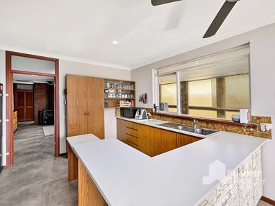 17 Bunning Boulevard, East Bunbury WA 6230