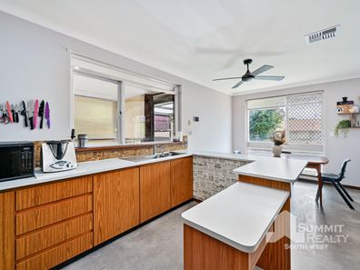 17 Bunning Boulevard, East Bunbury WA 6230