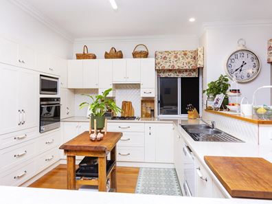 36 Gillon Street, Karawara WA 6152