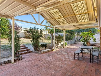 56 Le Grand Gardens, Marangaroo WA 6064