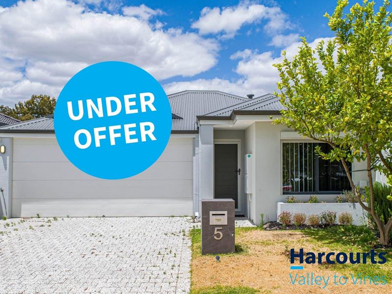 5 Strumpshaw Road, Aveley WA 6069