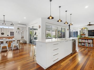 23 Mary Street, Watermans Bay WA 6020