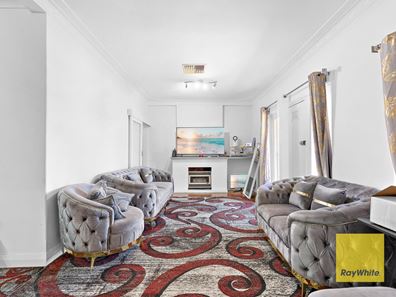 40 Martindale Avenue, Thornlie WA 6108