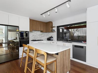 129A Brighton Road, Scarborough WA 6019