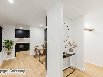 28 Forster Place, Lake Coogee WA 6166