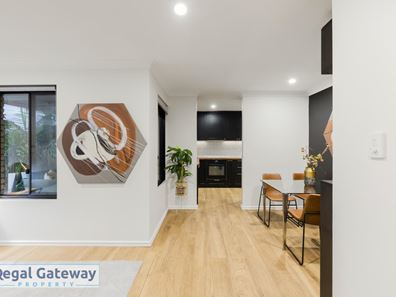 28 Forster Place, Lake Coogee WA 6166