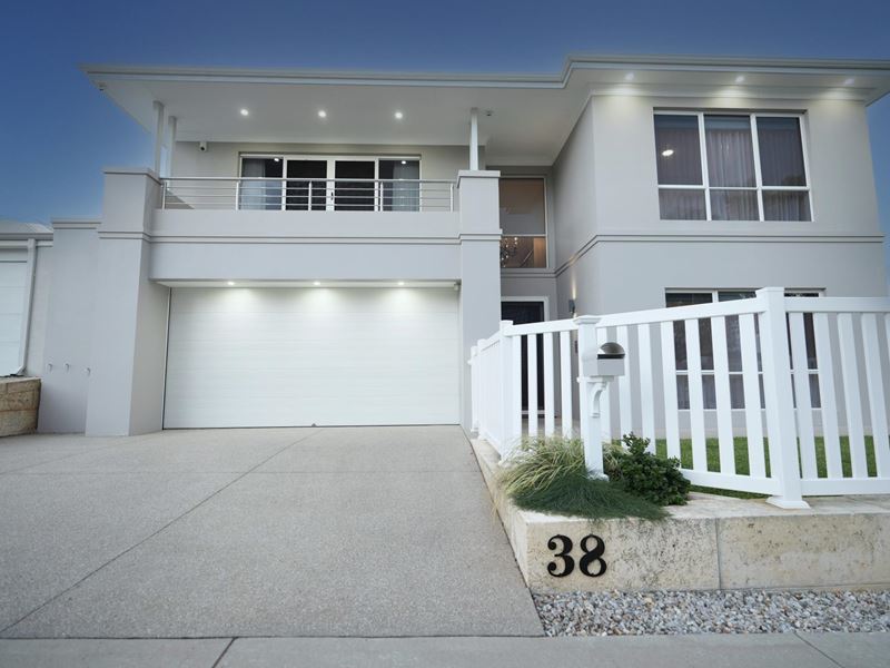 38 Aquamarine Street, Eglinton WA 6034