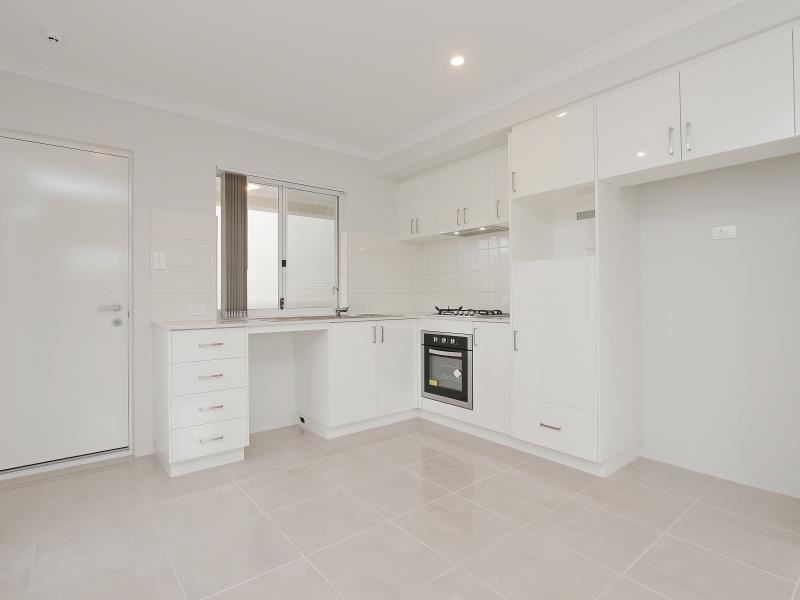 6/2 Wallace Street, Belmont WA 6104