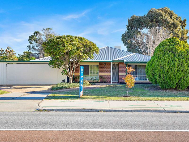 60 Strawberry Drive, Seville Grove WA 6112