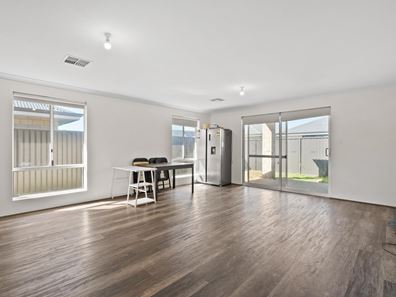 66 Boorabbin Drive, Baldivis WA 6171