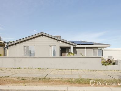 2 Danbury Crescent, Girrawheen WA 6064