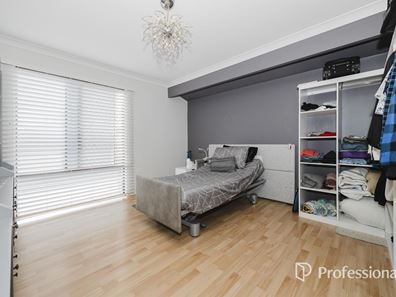 2 Danbury Crescent, Girrawheen WA 6064