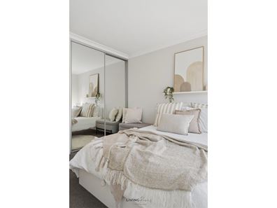 Room/2  4 Garrard Parade, Two Rocks WA 6037