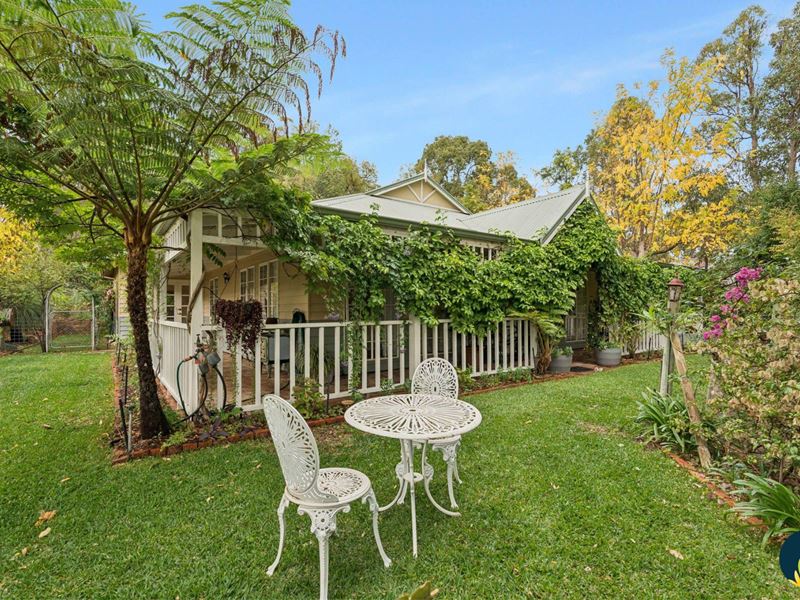 235 Heritage Drive, Roleystone WA 6111