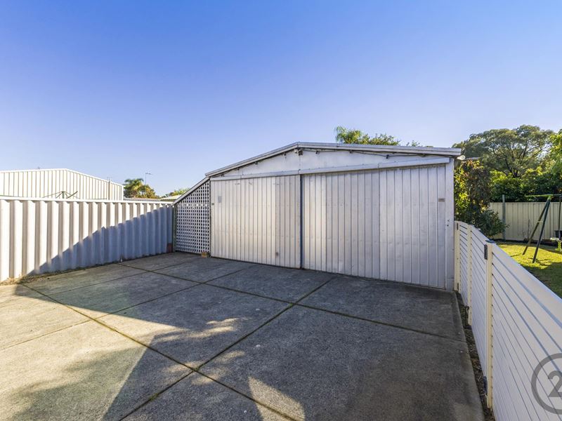 2 Lydia Place, Greenfields