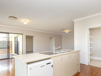35 Sapphire Chase, Wellard WA 6170