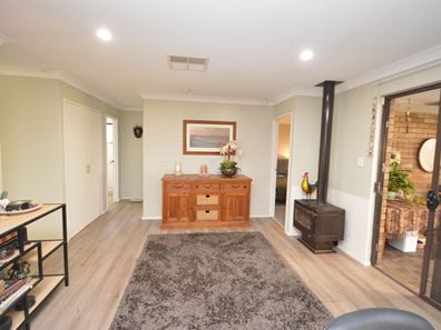 36 Elmore Way, Dudley Park WA 6210